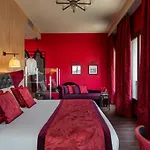 Palazzo Veneziano - Venice Collection
