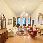 San Polo 1948 Venice Centre