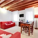 Pergola Apartment - Beautiful And Cozy Space On The Water