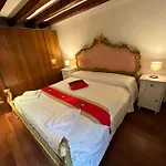 1 Ca\'Del Traghetto Family Apartment