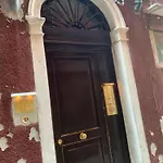 Luxury Venetian Rooms