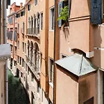 San Marco Canal View By Bricola Apartments