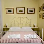Exclusive Ca Quadri Apartments