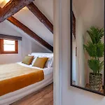 San Lorenzo Apartments 5054