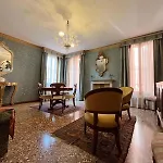 Palazzetto San Lio, Rialto