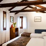 Salmaso Apartments