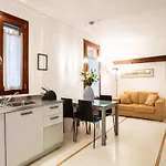 Salmaso Apartments