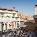 Myplace Ca D\'Oro Family Apartment