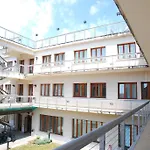 Sunny Terrace Hostel