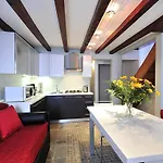 Palace La Vida Apartments By Wonderful Italy