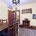 Ve.N.I.Ce Cera Casa Della Zia