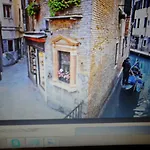 Youth Venice Hostelers Home