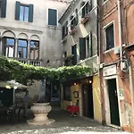 Ca Degli Amici