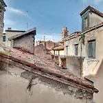 Arsenale Venice Apartment