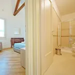 Dolcevita Apartments N 394