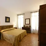 Le Due Corone Bed & Breakfast