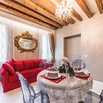 Rialto Luxury Flat
