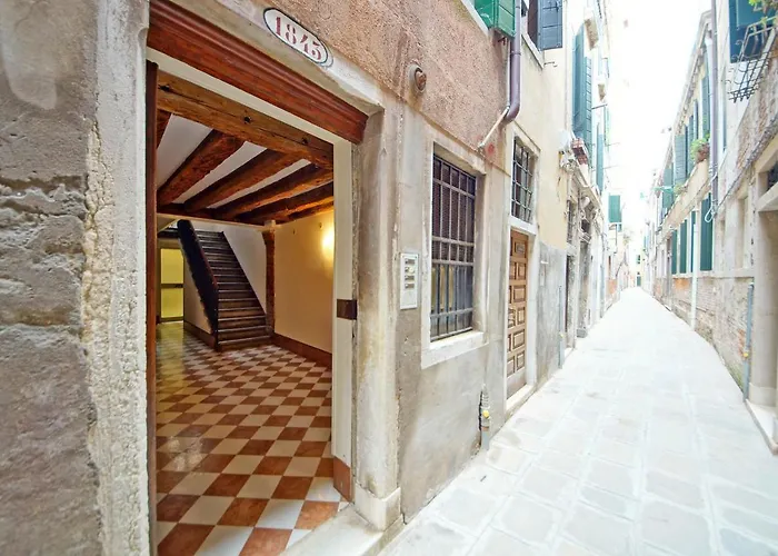 Dolcevita Apartments N 490