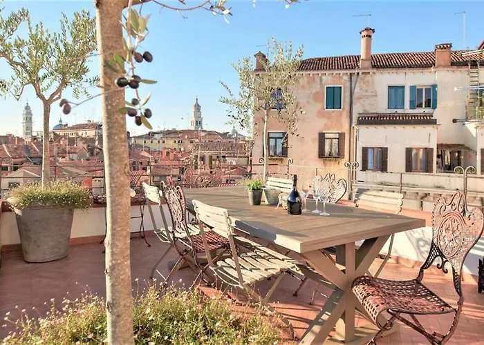 Ca\' Erizzo Dream Apartment, Spectacular Views From The Amazing Terrace!