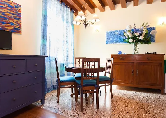 Charm Apartment - Close To Rialto And San Marco