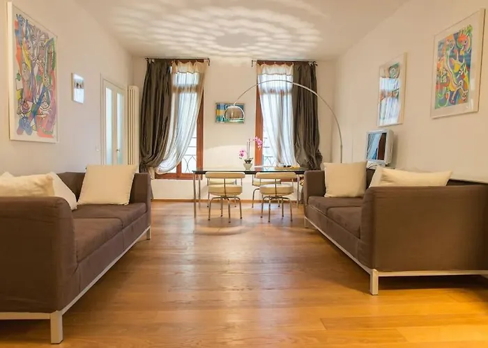 Stunning Apartment In The Heart Of Venice