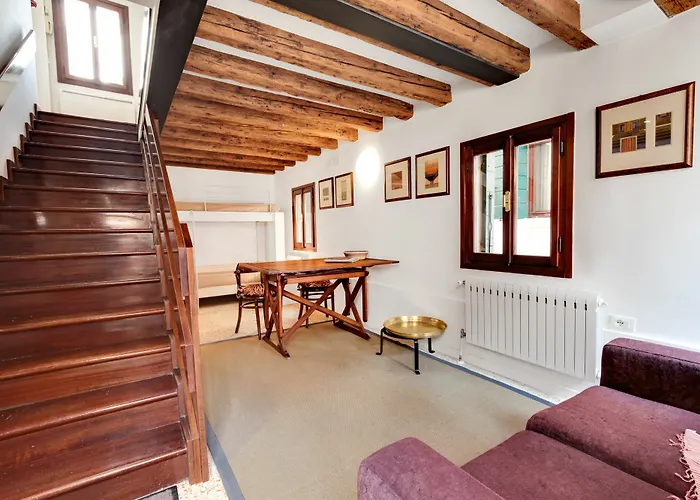 Piazzale Roma Venice Apartment