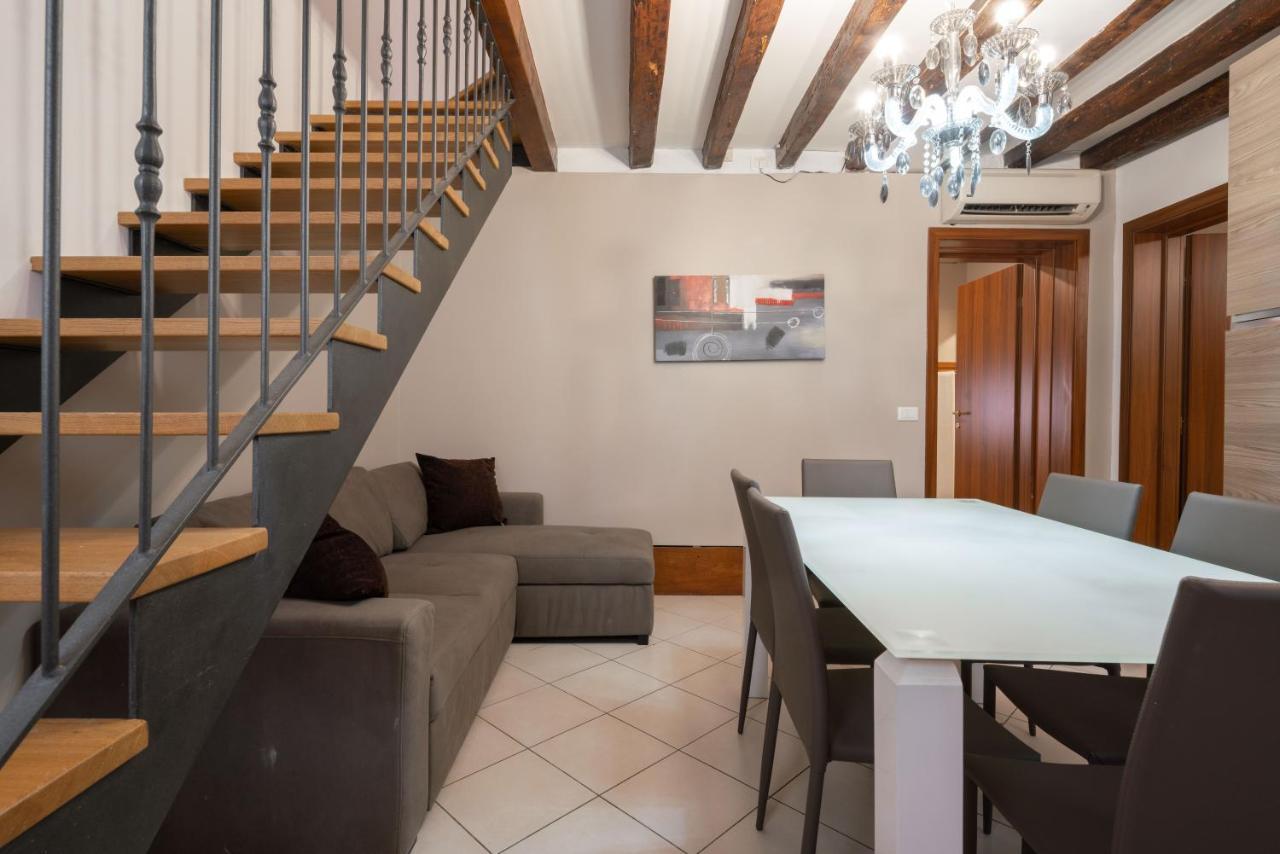 Design Palace By Wonderful Italy Apartment
