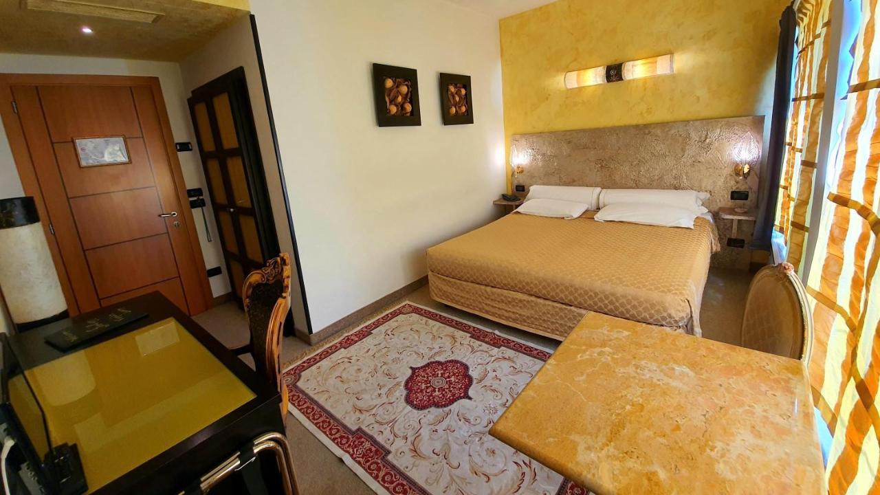 Feel Airport Guest house Venice