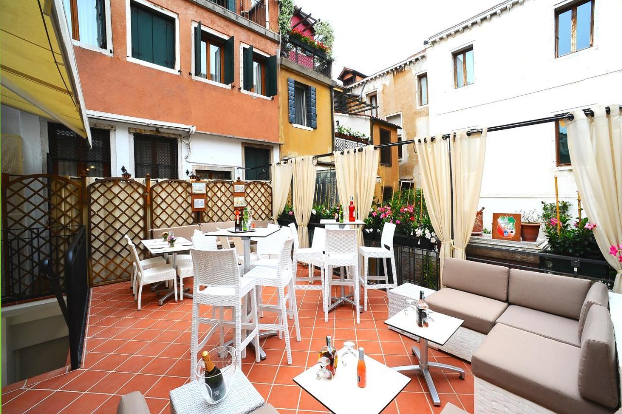 Fontana Hotel Veneza