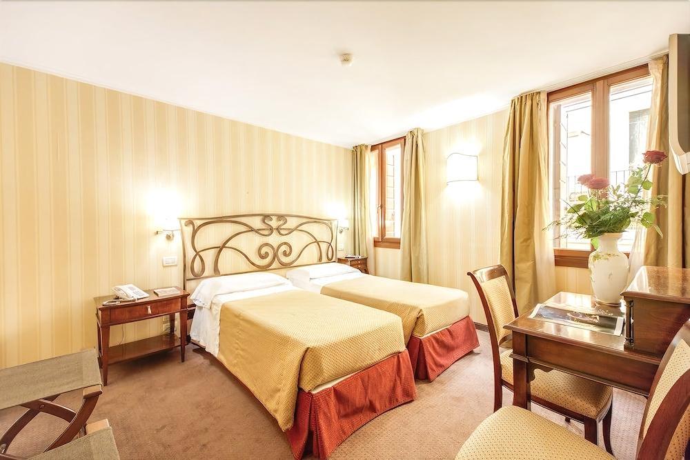 Hotel Basilea Venice