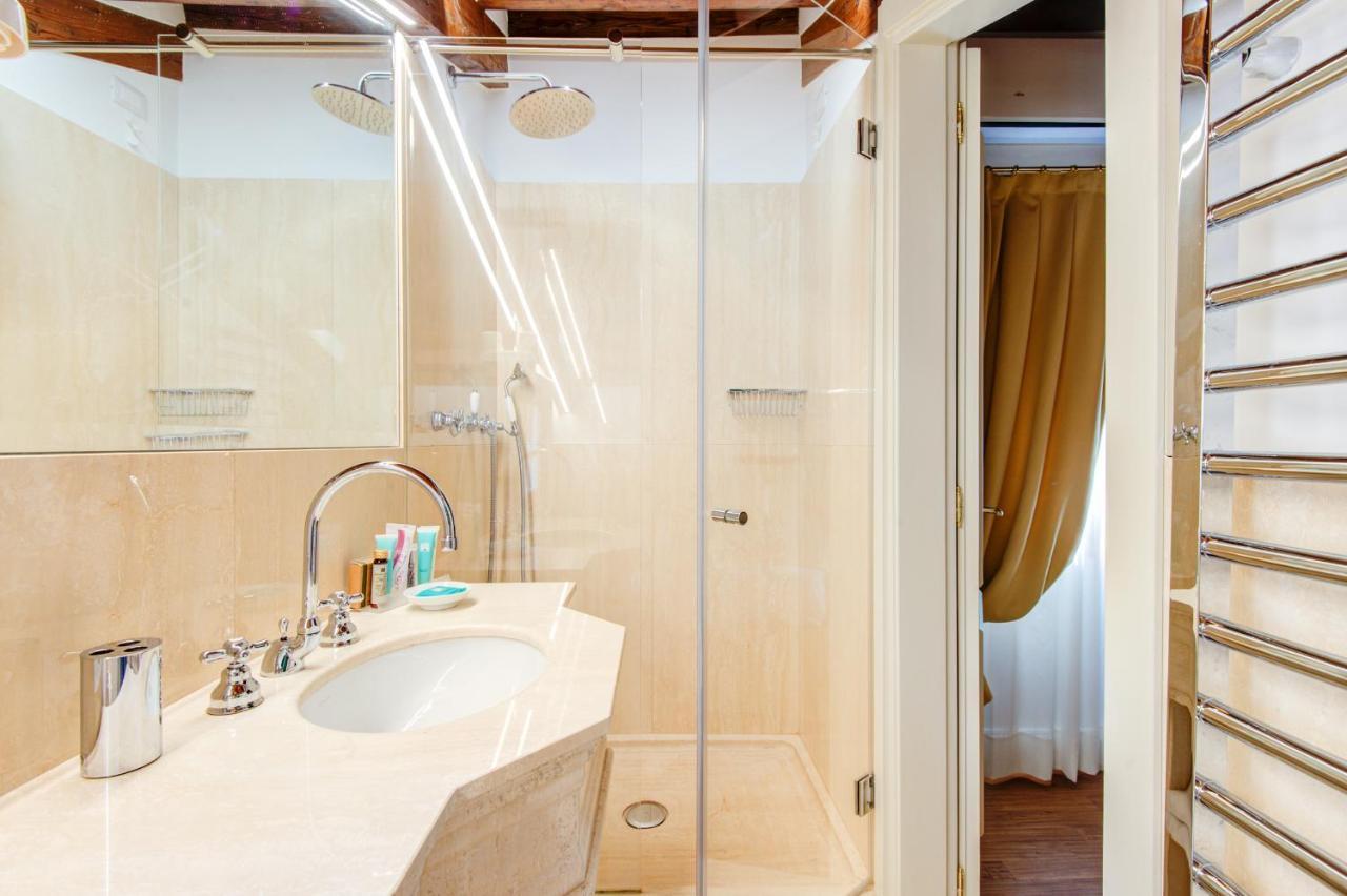 Master Apartment *