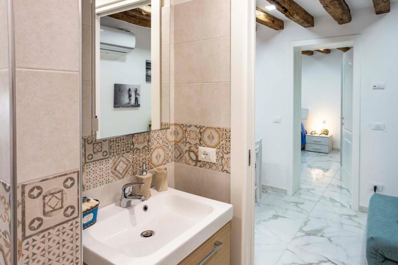 Riva Biennale Apartment Venice