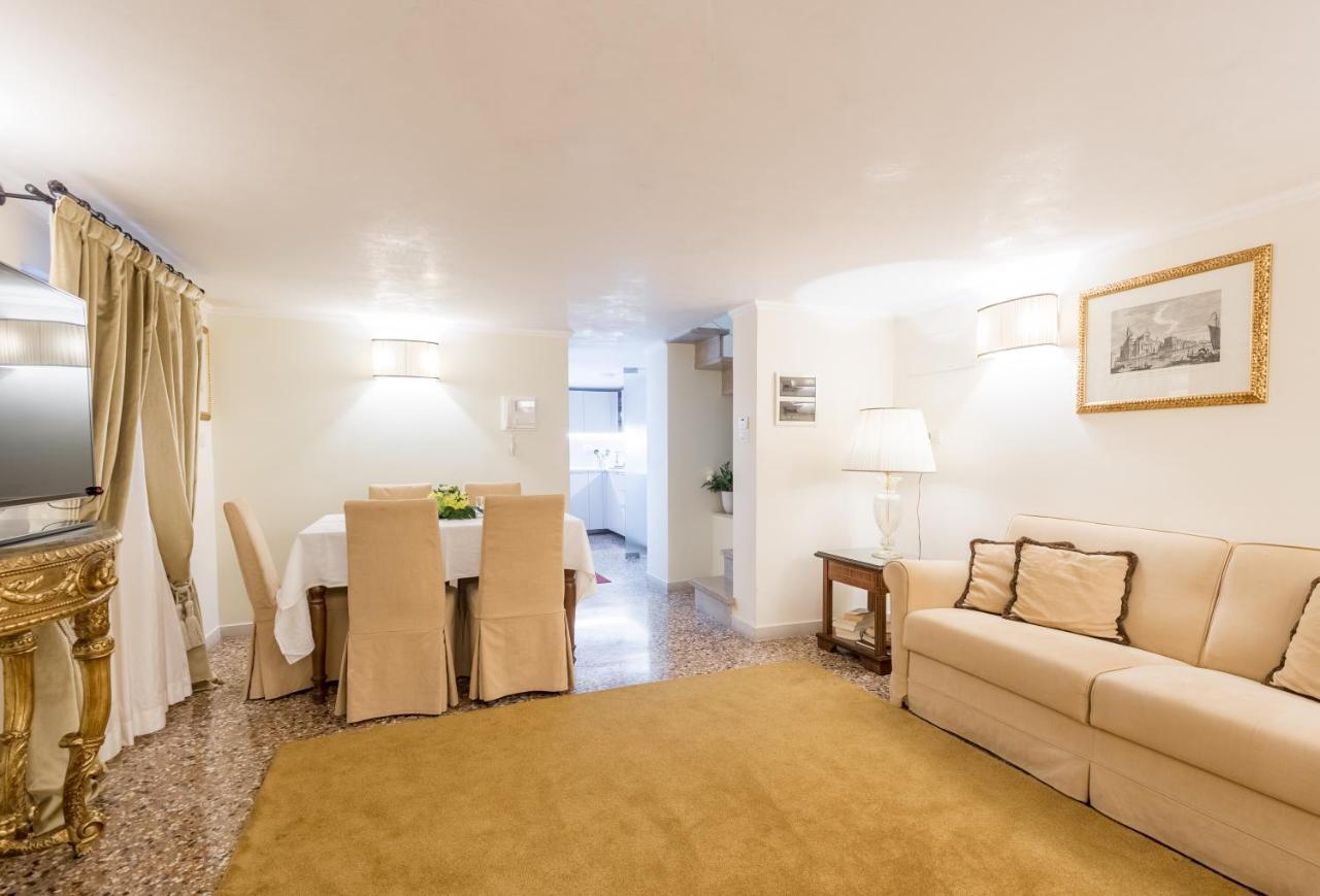 Apartment Ca' Dei Cuori On The Grand Canal Venice
