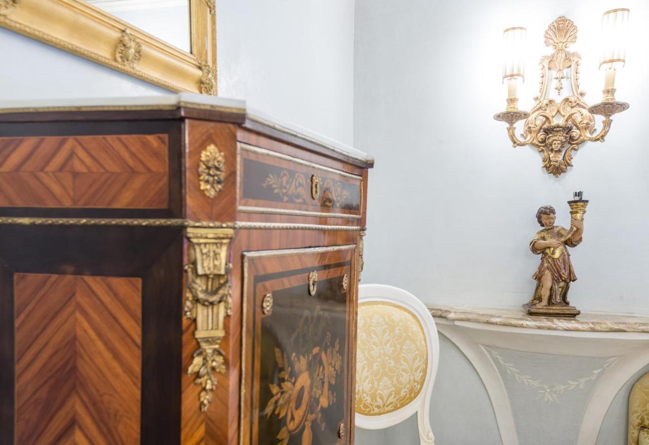Apartment Ca' Dei Cuori On The Grand Canal