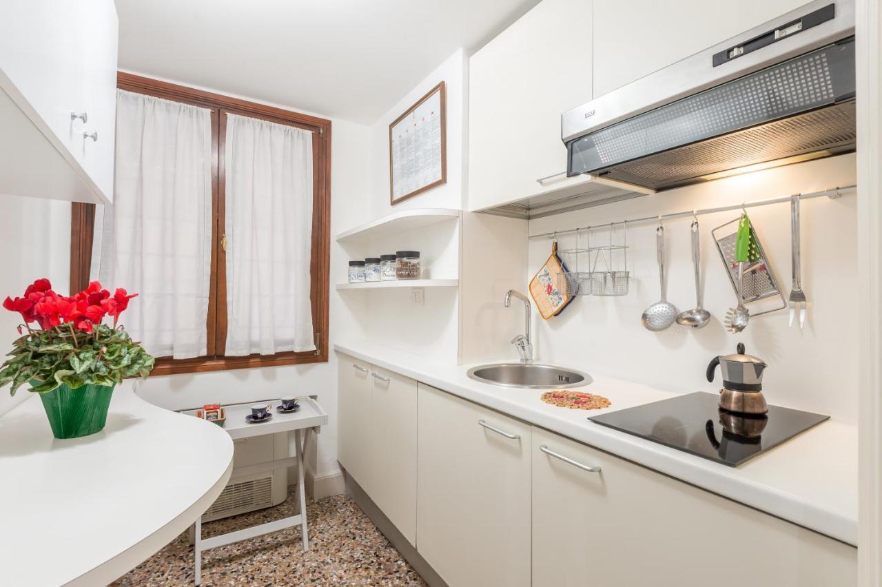 Apartment Ca' Dei Cuori On The Grand Canal
