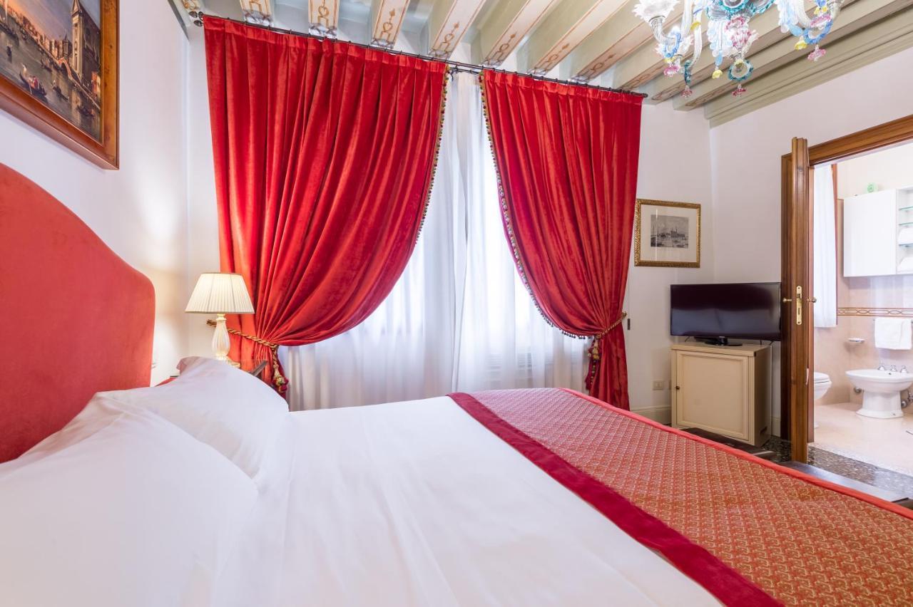 Ca' Dei Cuori On The Grand Canal Apartment Venice