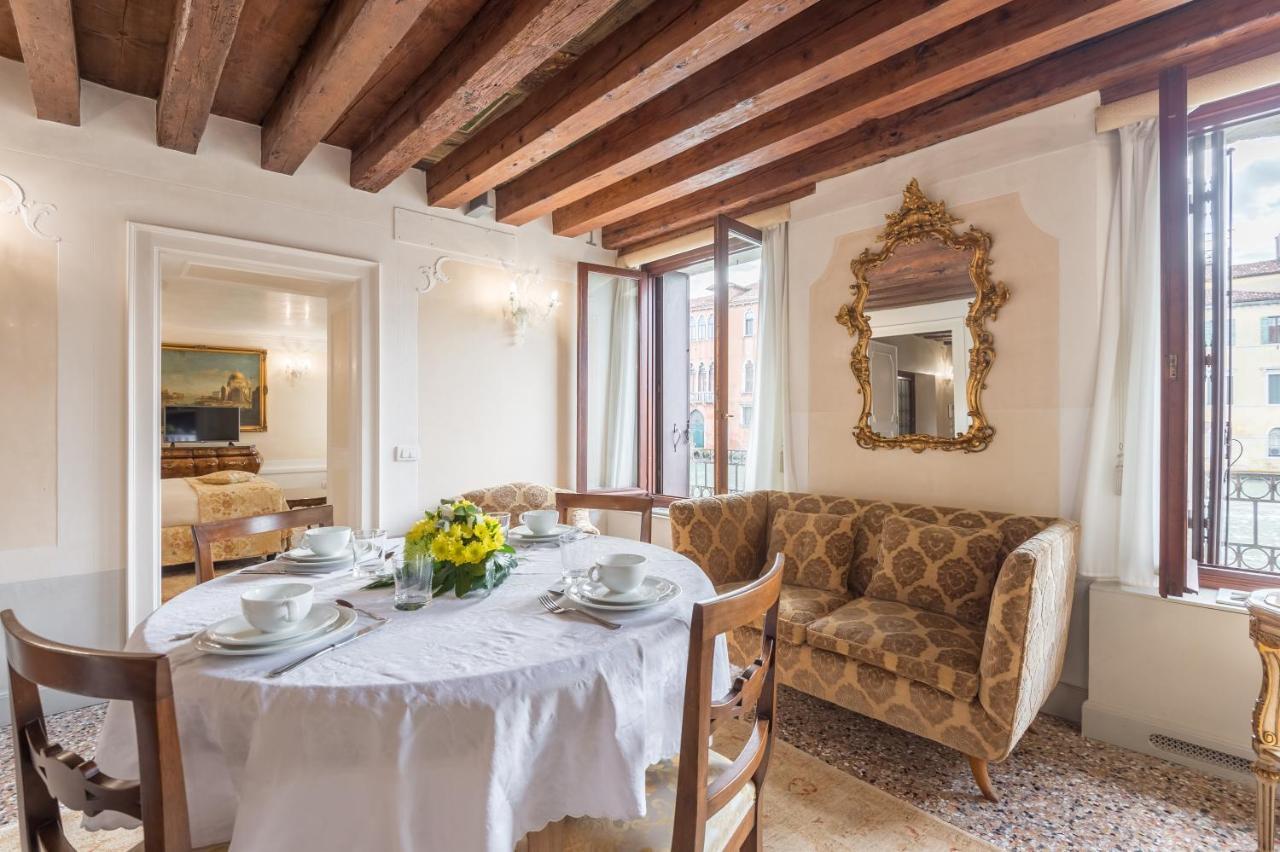 Apartment Ca' Dei Cuori On The Grand Canal Venice