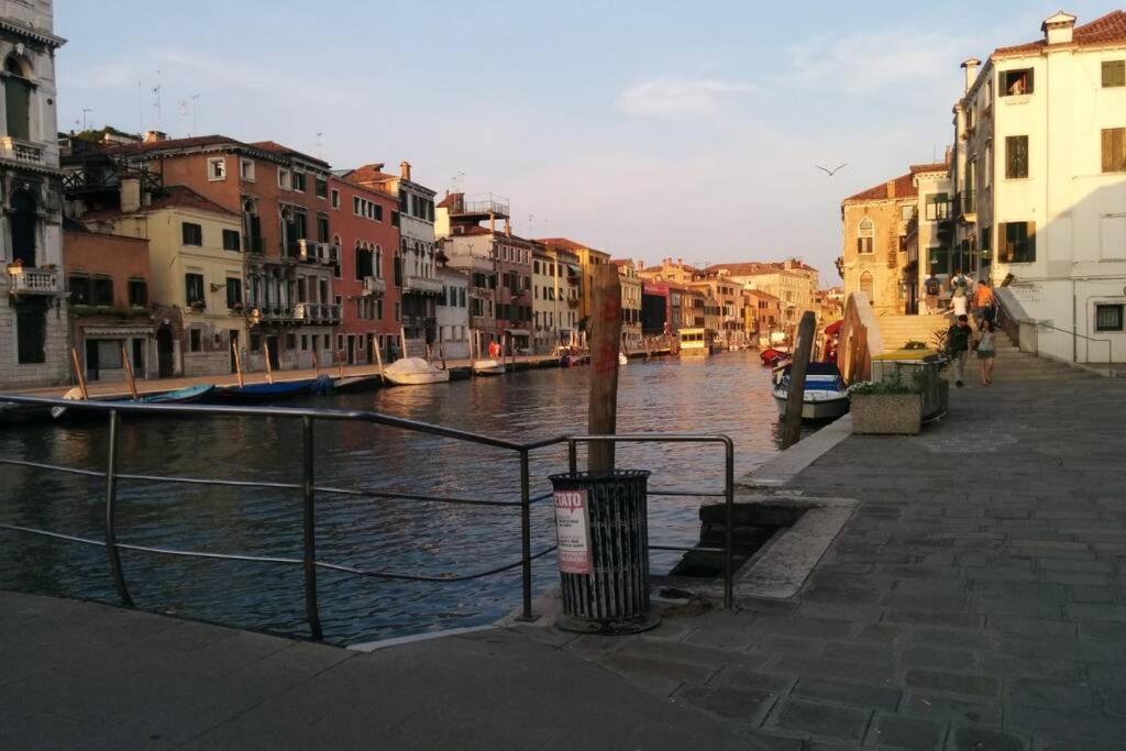 La Casetta Rosa - Vista Sul Canale Veneza