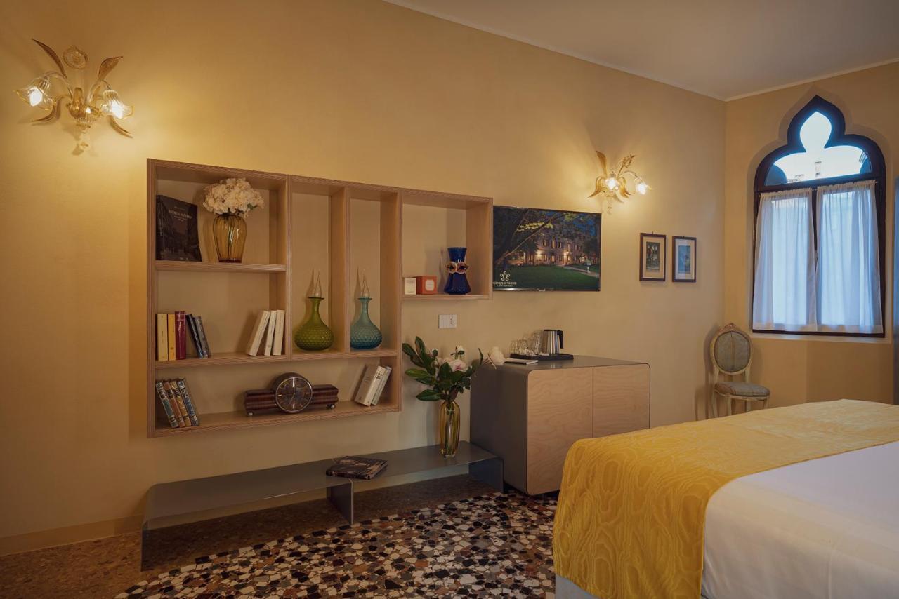 Cinqueteste Luxury 2* Veneza