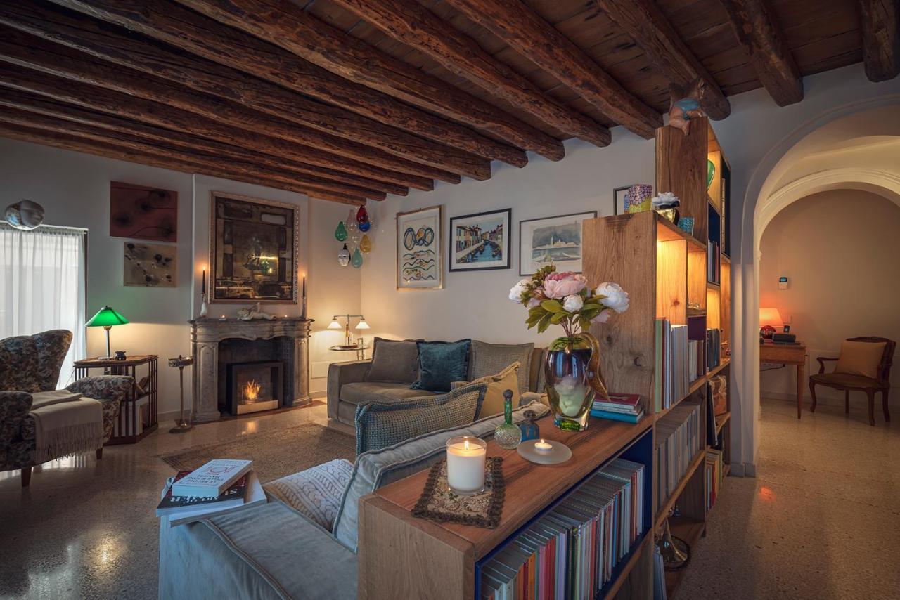 Casa de hóspedes Cinqueteste Luxury 2*