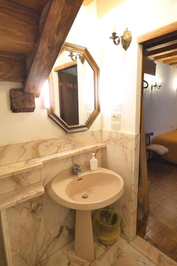 Apartment Delicious Near St. Square Venice