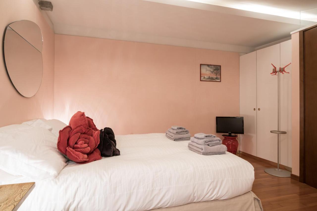 Casa Flavia Ai Morosini - Luxury With Canal View Holiday home *