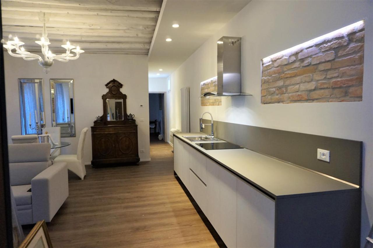 Sara S Luxury Five Minutes From Piazza San Marco Appartamento *