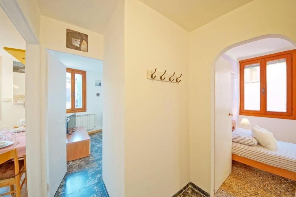 410 San Polo Roky Wifi Center * Veneza