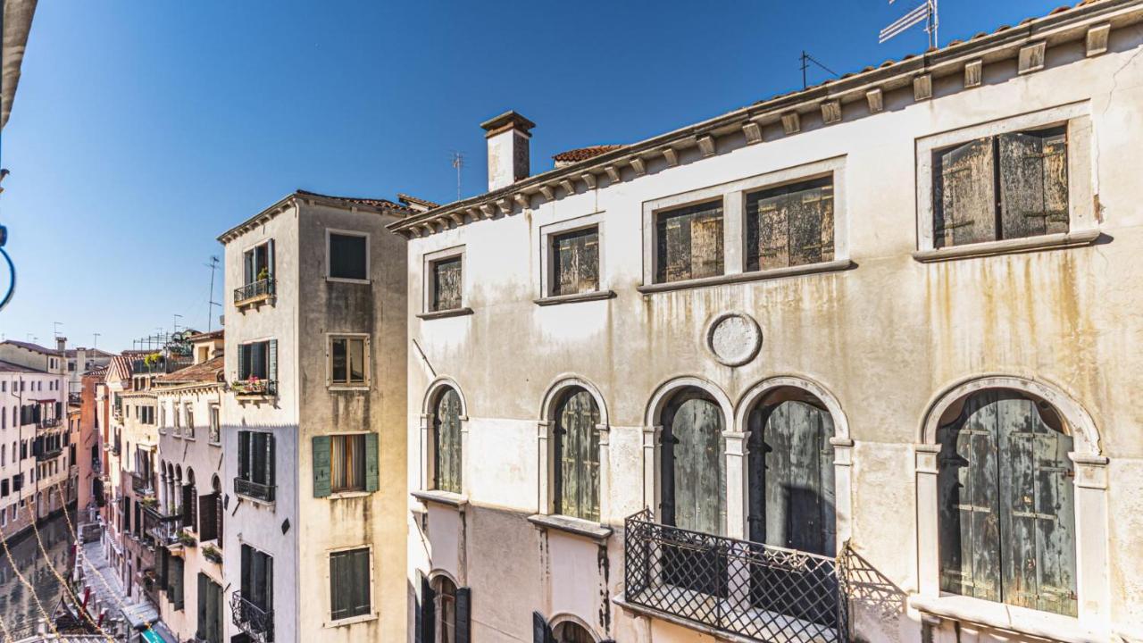 Ca' Emma San Marco - Canal View Apartamento Veneza