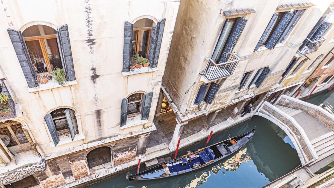 Ca' Emma San Marco - Canal View * Veneza