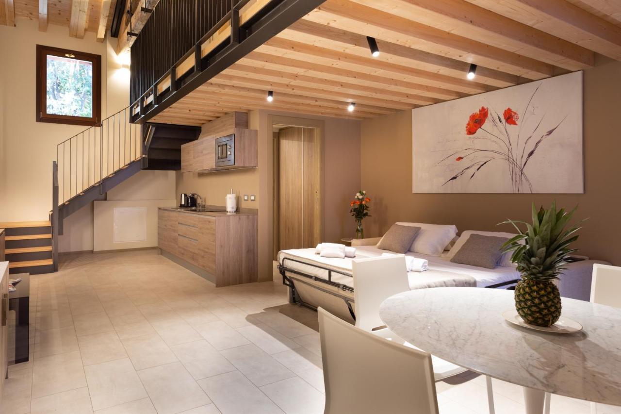 8 Loft *