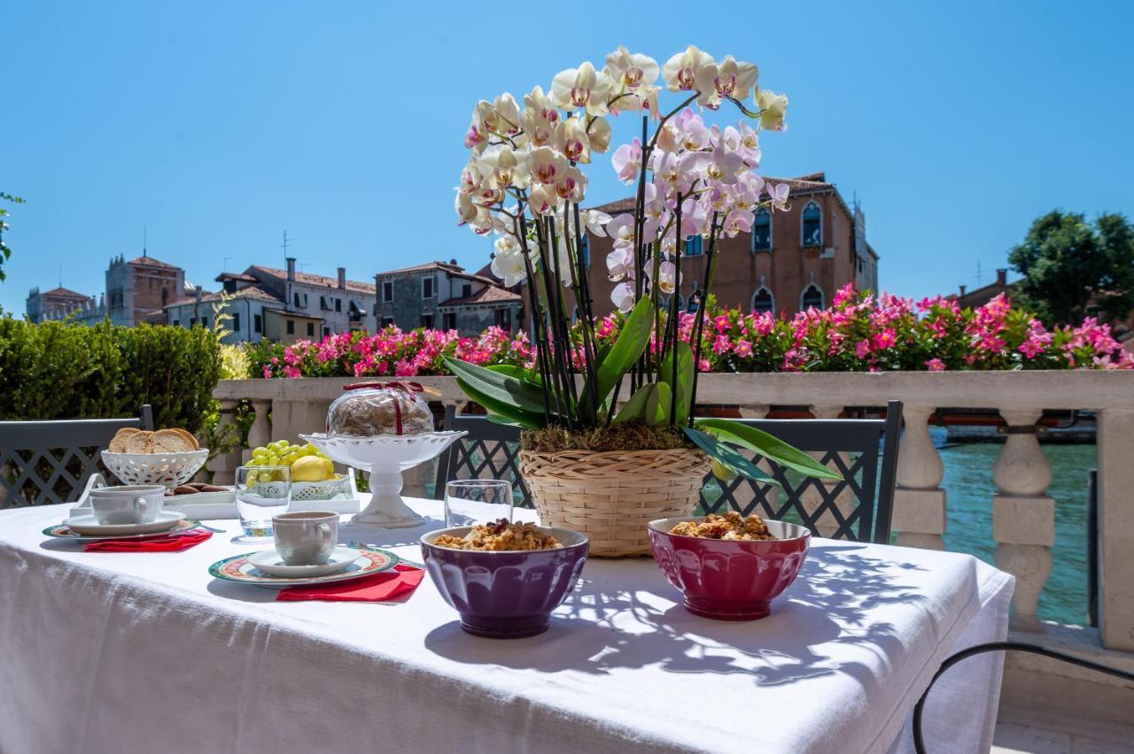 Apartment Ca' Dei Cuori On The Grand Canal *