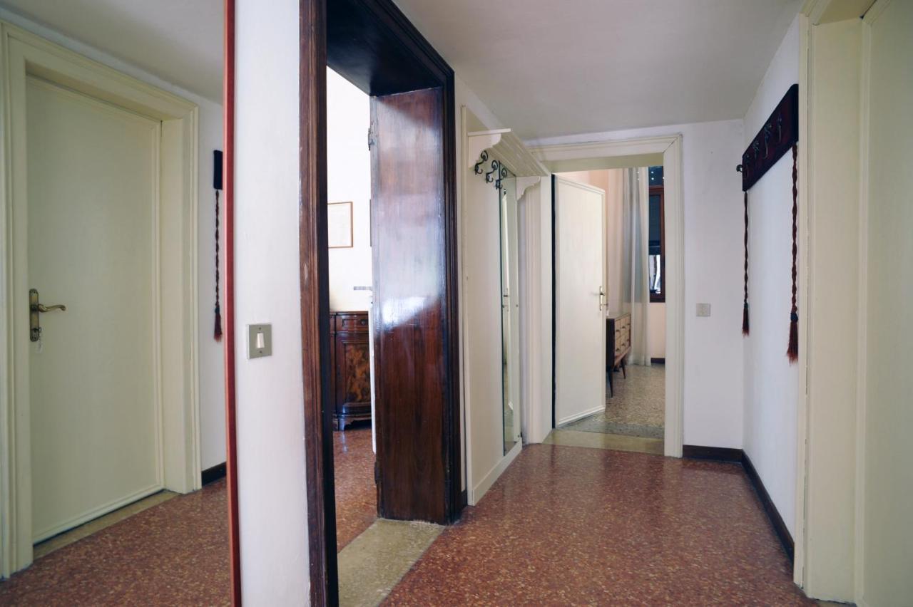 San Polo 1948 Centre Apartment *