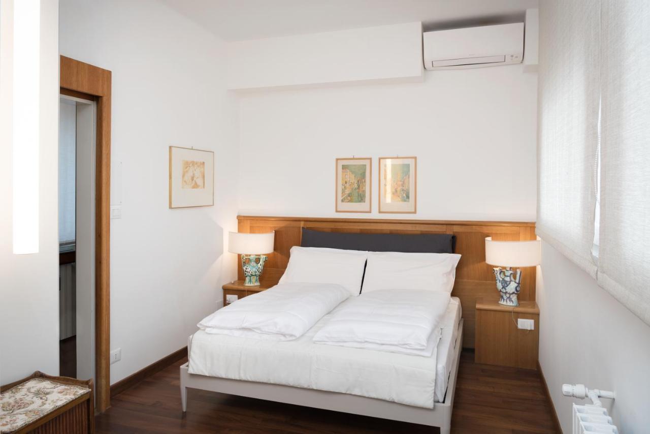 Lhost In - The Big Dream Apartment